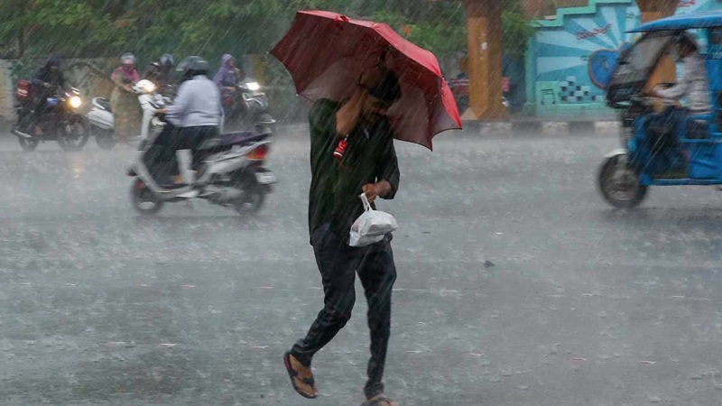 एमपी में भोपाल-सीहोर-रायसेन में रातभर बरसे बादल, आज 4 जिलों में भारी बारिश का अलर्ट