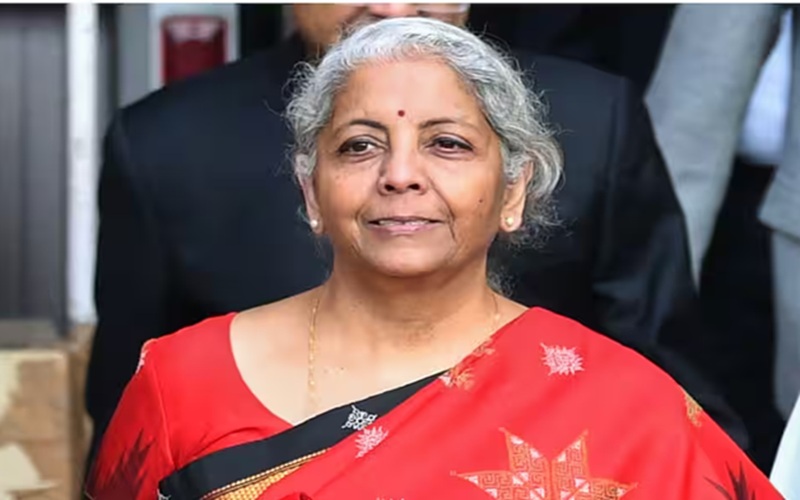 चार दिवसीय फ्रांस दौरे पर रवाना हुईं निर्मला सीतारमण, द्विपक्षीय साझेदारी पर होगा फोकस