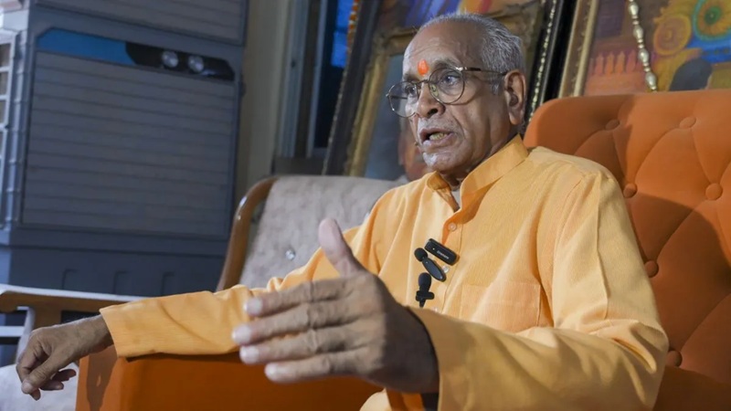 चंपत राय ने राम भक्तों के नाम लिखी चिट्ठी, जानिए अपने ऊपर लगे आरोपों पर क्या कहा?