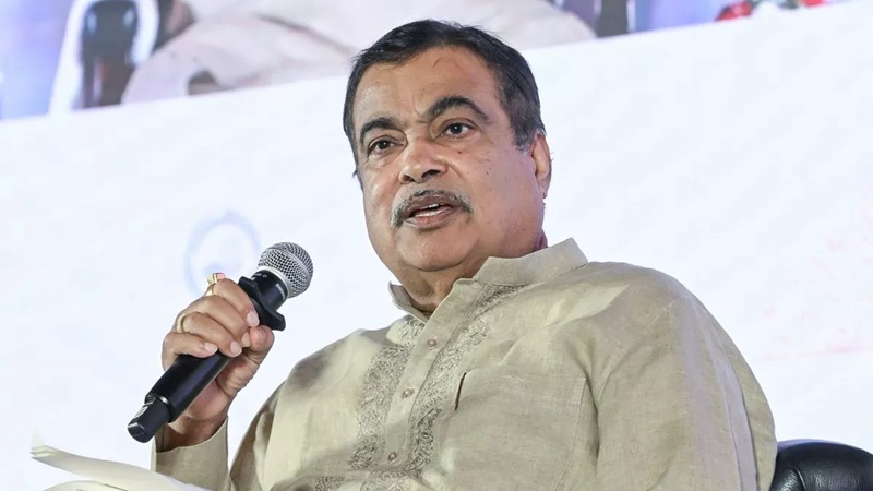 E20 विवाद के बीच नितिन गडकरी का जवाब, बताई एथनॉल कारोबार में अपनी हिस्सेदारी