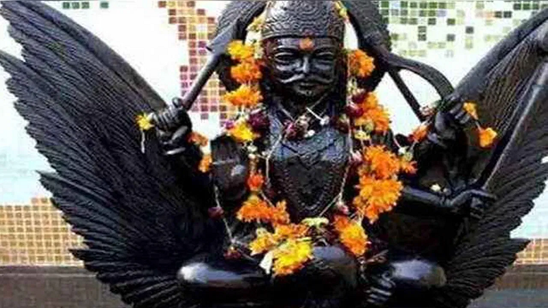 शनि देव को प्रसन्न करने का सबसे सरल तरीका शनिवार की पूजा विधि से मिलेगा सुख समृद्धि और सफलता