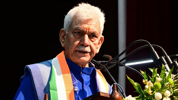 देशविरोधी कंटेंट पर सरकार का शिकंजा स्कूलों और कोचिंग सेंटरों की किताबों की होगी स्क्रीनिंग