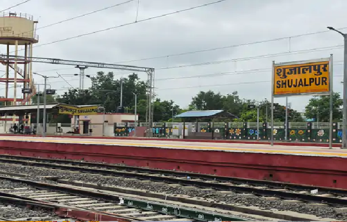 शुजालपुर स्टेशन पर यात्री पर चाकू से हमला कर लूट, सात दिन बाद भी पुलिस के हाथ खाली