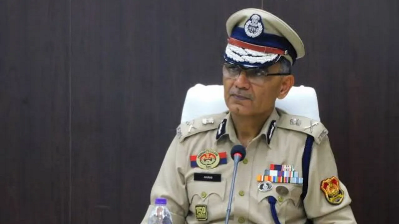 त्रिपुरा के डीजीपी अनुराग धनखड़ की संदिग्ध मौत से मचा हड़कंप सुसाइड की आशंका जांच में जुटीं एजेंसियां