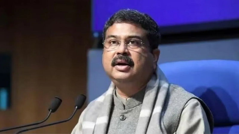 देश की राजनीति में बड़ा झटका NEET विवाद के बीच धर्मेंद्र प्रधान का इस्तीफा जवाबदेही का दिया संदेश