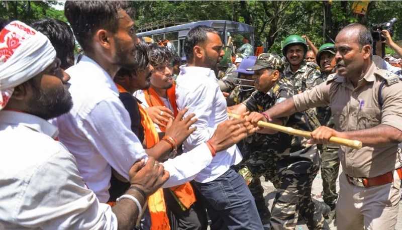 गांधी नहीं, भगत सिंह के रास्ते पर आंदोलन… आज हेमंत सोरेन-राहुल गांधी के पुतले जलाएंगे छात्र