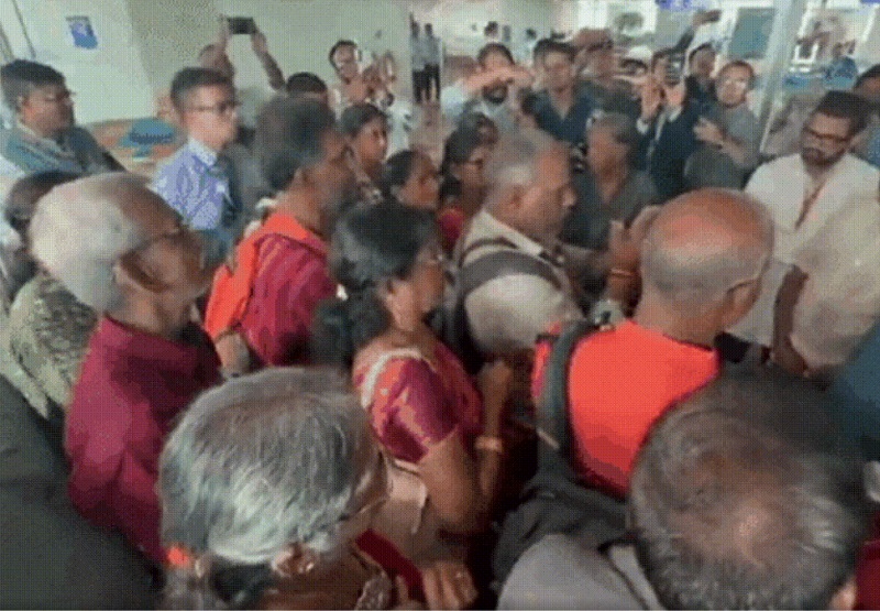 नेपाल आपदा से बचकर 21 भारतीयों की हुई सुरक्षित वापसी…, 320 अब भी लापता