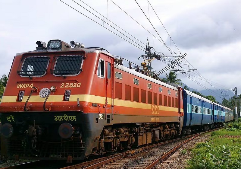 ट्रेन में RAC टिकट पर सफर करने वाले यात्रियों को अब मिलेगा पूरा बेडरोल किट, रेलवे ने जारी किए निर्देश