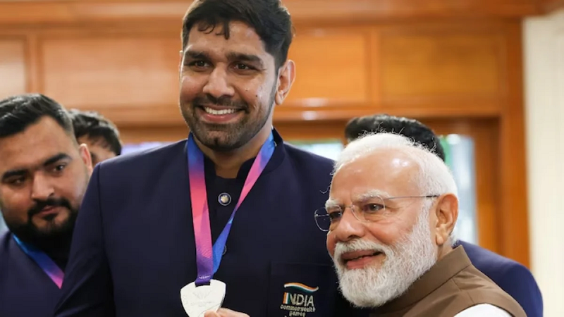 नरेंदर बेरवाल ने पीएम मोदी को सुनाया पाकिस्तान बॉक्सर से जुड़ा मजेदार किस्सा, नाम को लेकर हुई टिप्पणी पर हंस पड़े प्रधानमंत्री