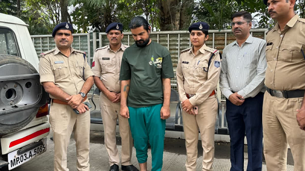 शादी का झांसा देकर महिलाओं से करोड़ों ऐंठने वाला गिरफ्तार ज्वेलरी दुकान पर हुई थी मुलाकात 1.27 करोड़ की ठगी का खुलासा