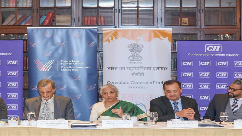कनाडा के निवेशकों पर भारत की नजर, सीतारमण बोलीं- नीतियां अनुकूल और टैक्स व्यवस्था में बढ़ी निश्चितता